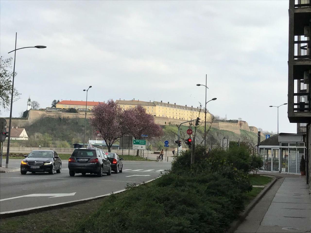 Fortress View Apartment Novi Sad Buitenkant foto